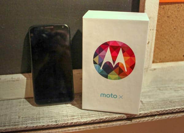 Moto X Out Of The Box