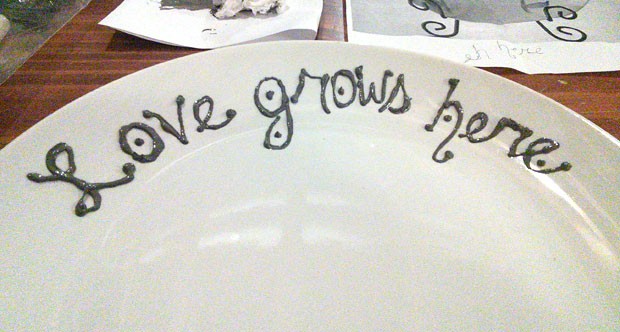 handprint-plate-lettering