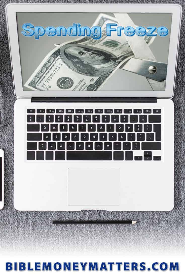 Doing a one week spending freeze can have a real impact on your budget, without affecting the rest of your family too much. Here's how it works.