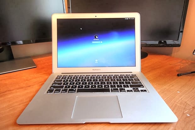 Decluttr Store Review - Buy A Refurbished Macbook Air
