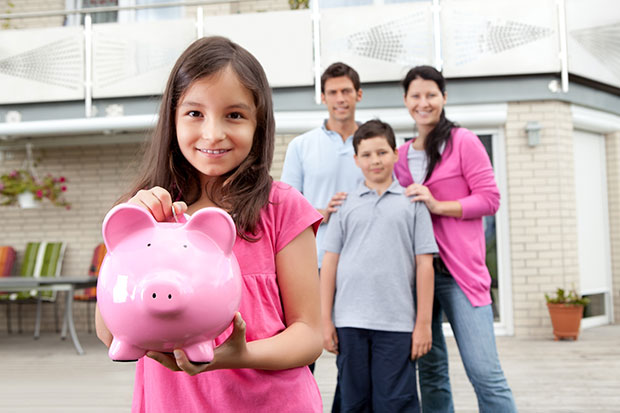 How To Teach Your Kids To Budget At Every Age