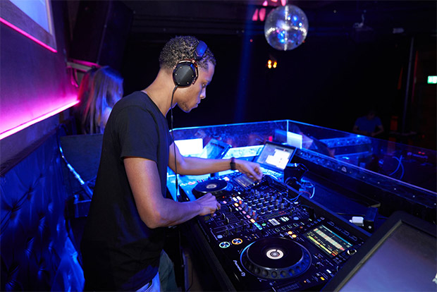 Make Extra Money With A DJ Side Hustle